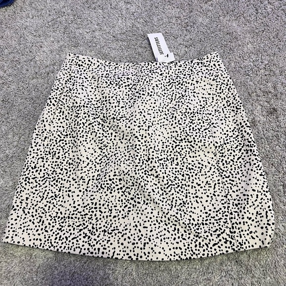 Dot Print Skirt - Picture 5 of 5